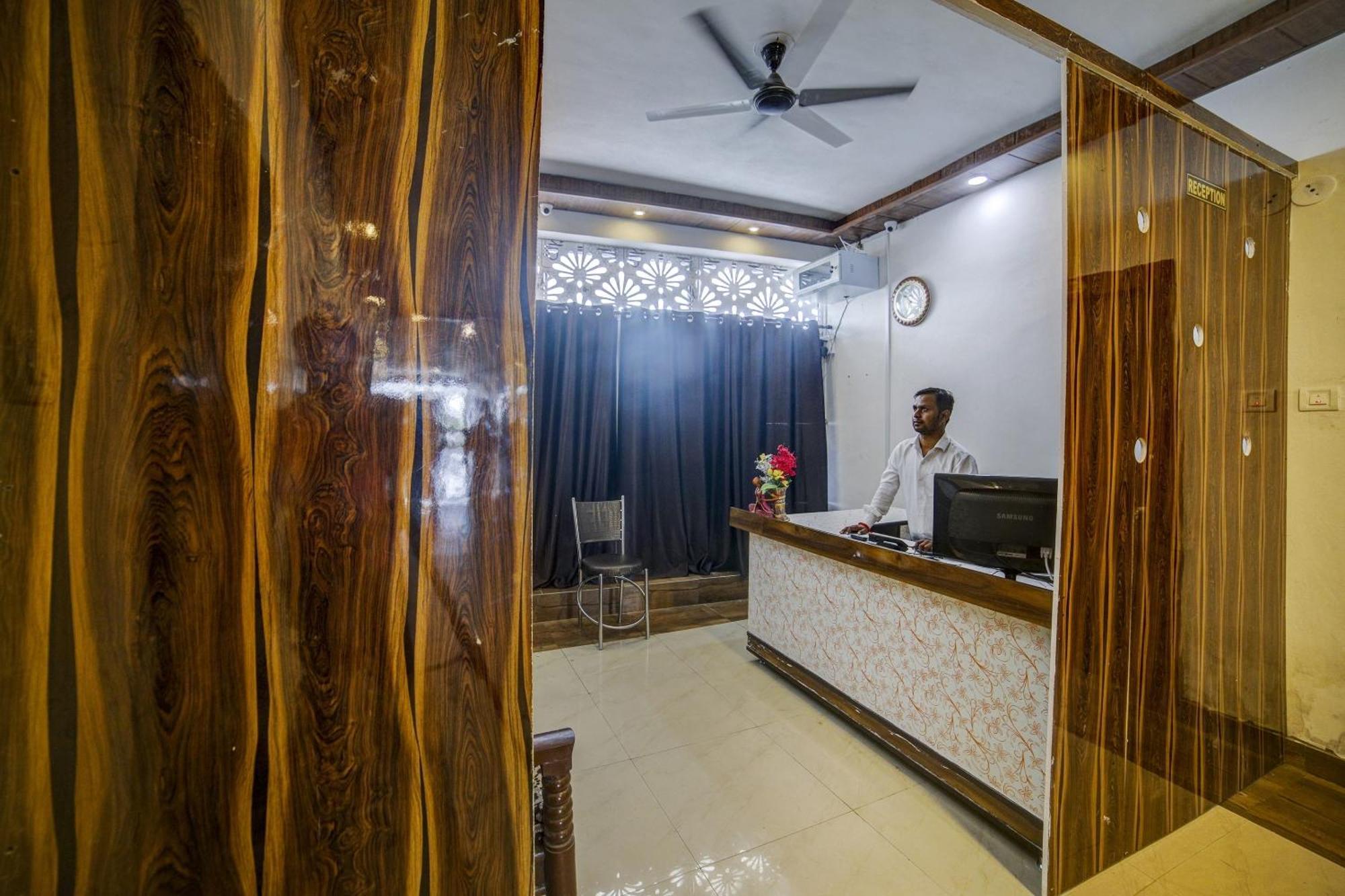 Hotel O Vip Kota  Exterior photo